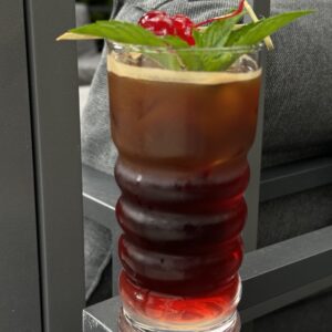 Вишневий джміль