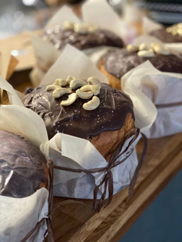 ПАСКА з шоколадом та мигдалевими пластівцями