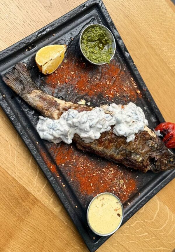 ФОРЕЛЬ під грибним соусом