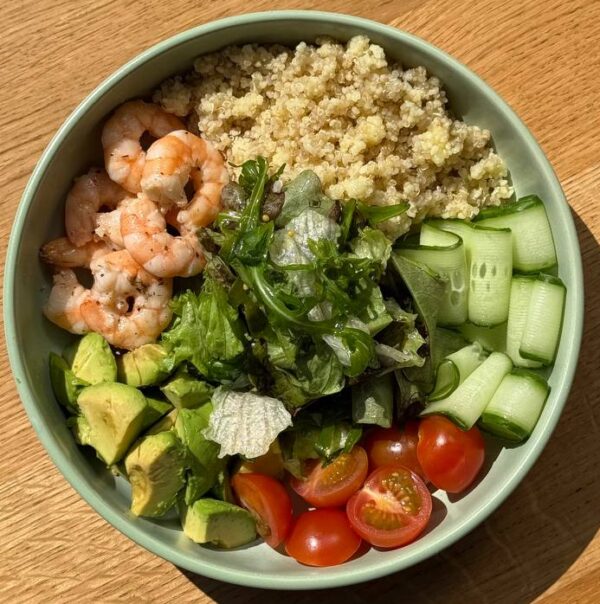 БОУЛ кіноа кус-кус креветка